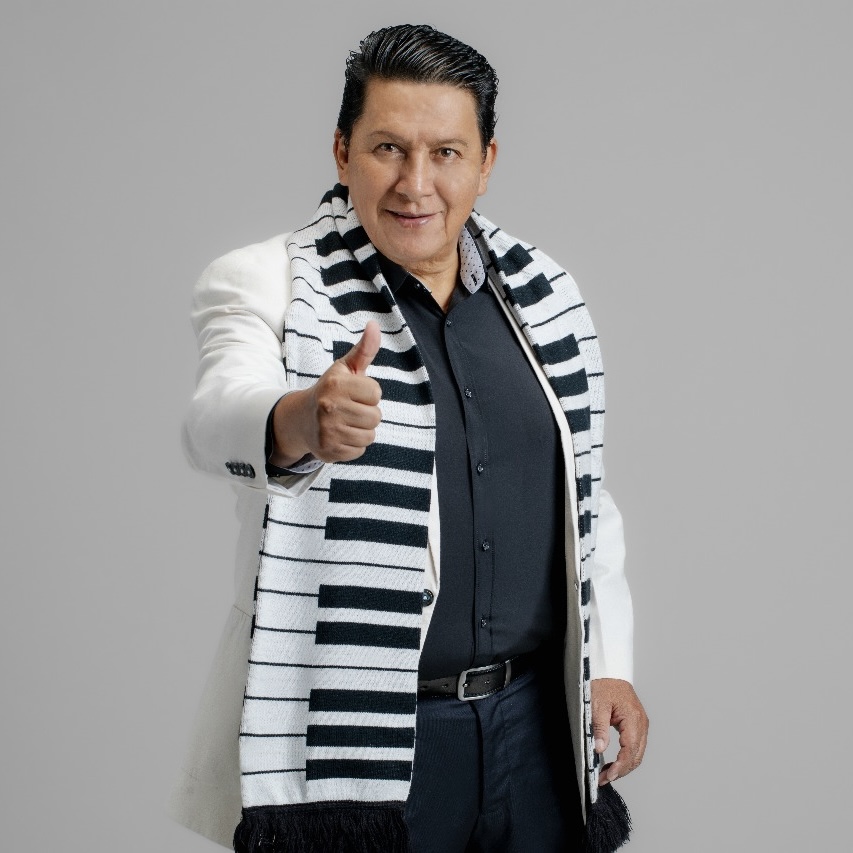 Fallece Gustavo Velásquez y deja un legado imborrable en la música ecuatoriana