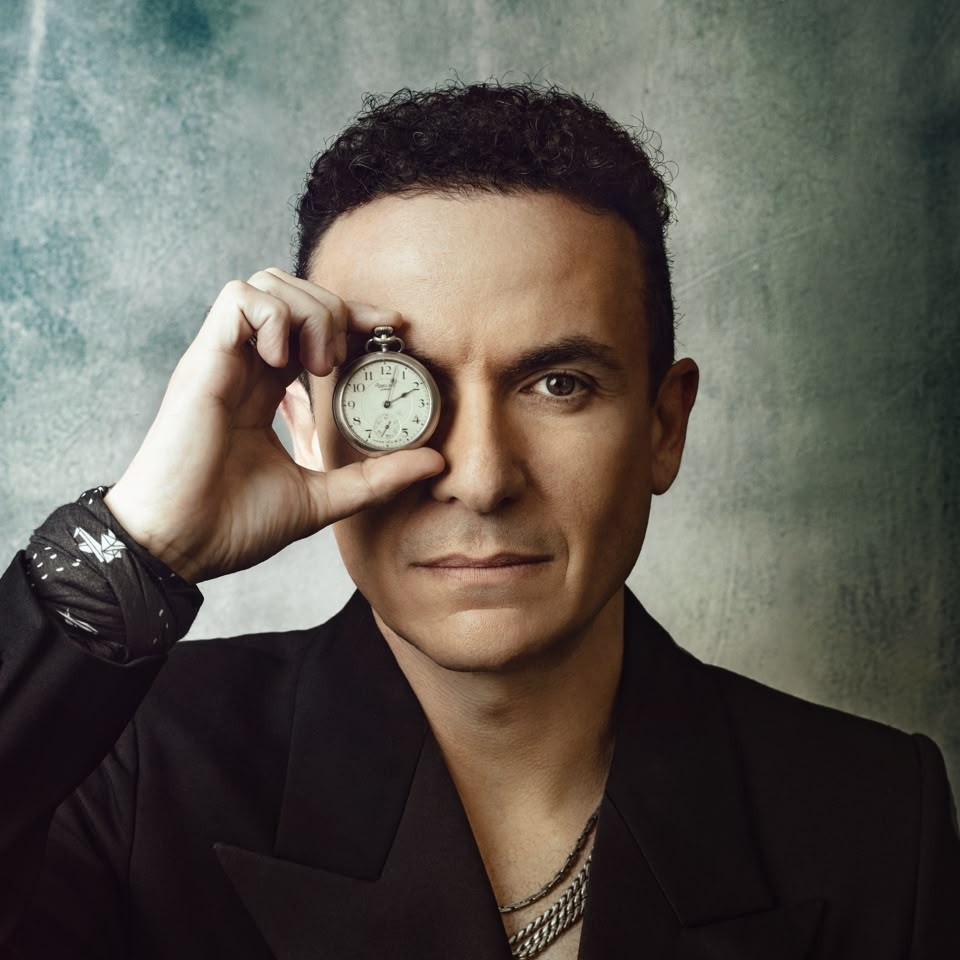 FONSECA incluyó a Ecuador en su gira mundial ‘Antes que el tiempo se vaya Tour’